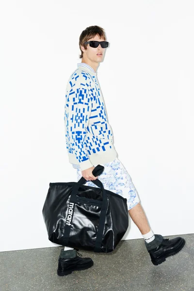 Look 12